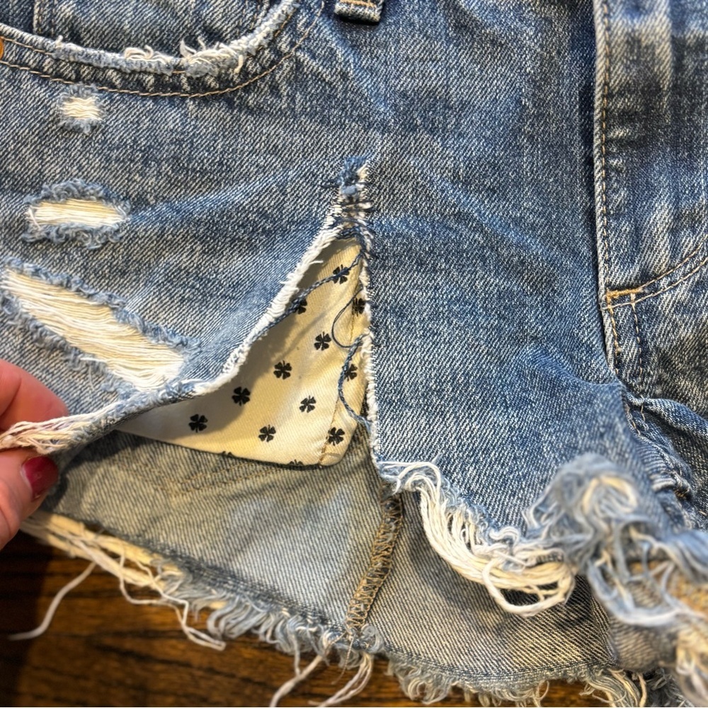 Lucky Brand Blue Distressed Jean Shorts Raw Hem - Picture 3 of 7